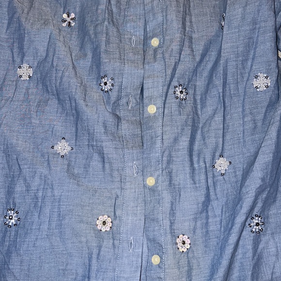 NEW old navy button down - Picture 2 of 4